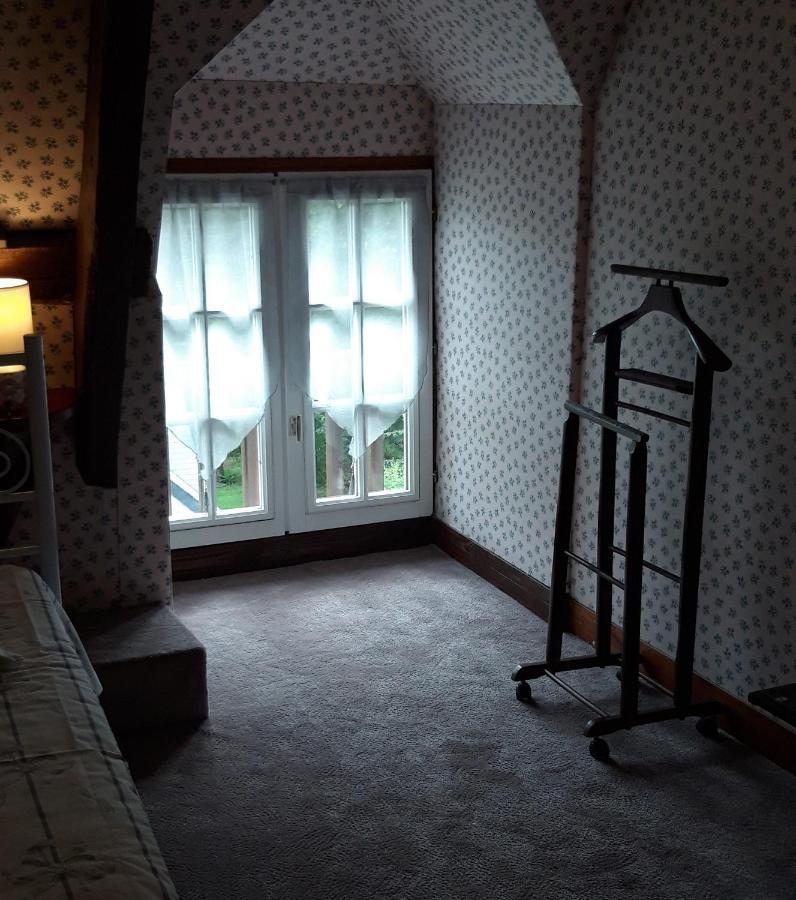 Le Chalet Suisse - Chambre Aux Fleurs Le Vicel Bagian luar foto
